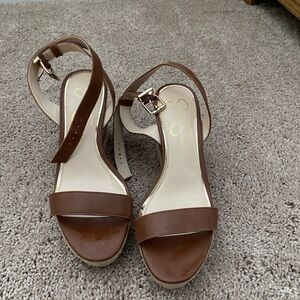 8.5 Jessica Simpson wedge, never worn
